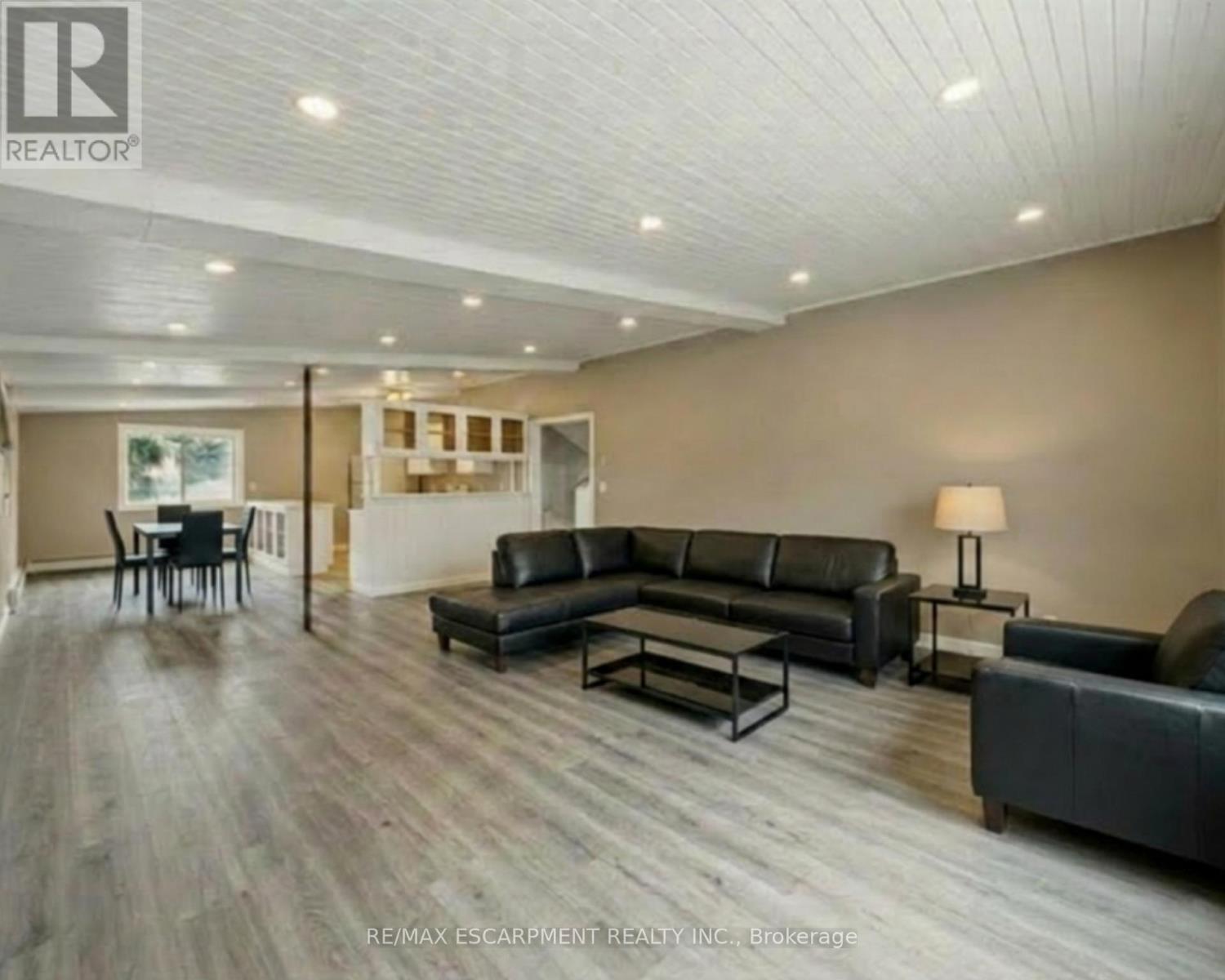 8404 CHIPPEWA ROAD - 42