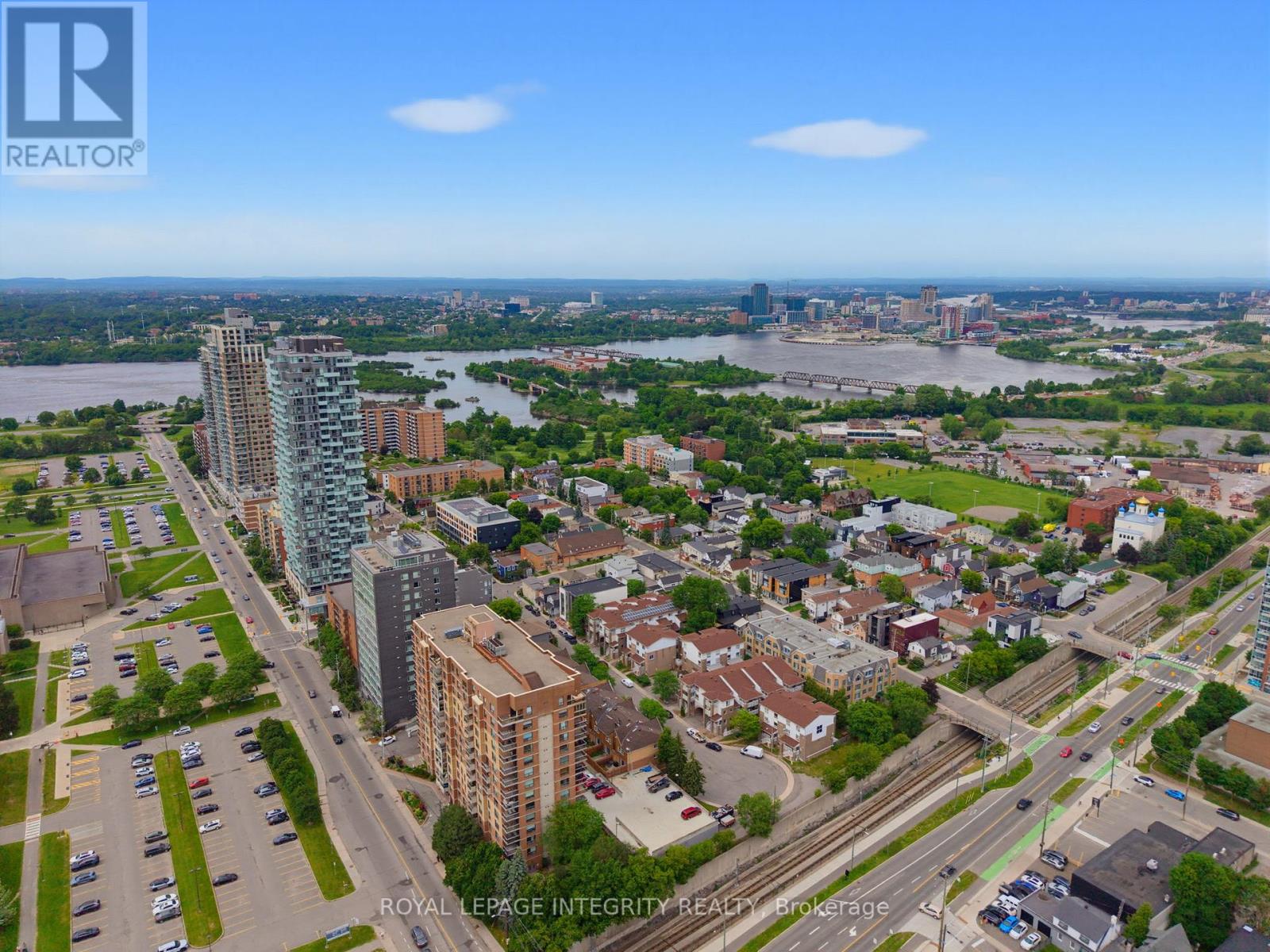 4 Bed, 3 Bath Multi-Family for Sale in Ottawa – 2 PANORAMA PRIVATE, Ottawa – MLS# X13493528 - Image 47