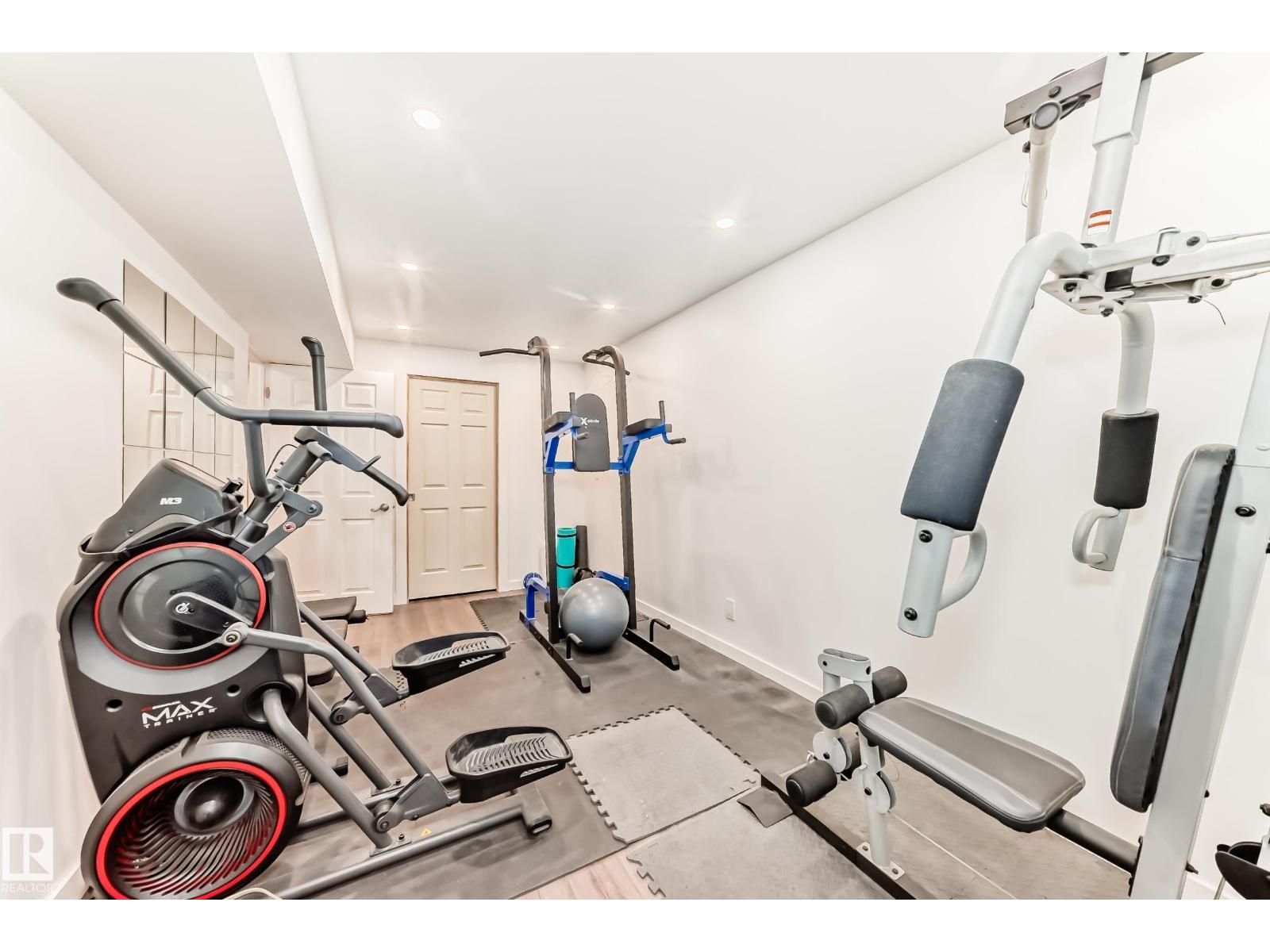 12423 75 ST NW - 35