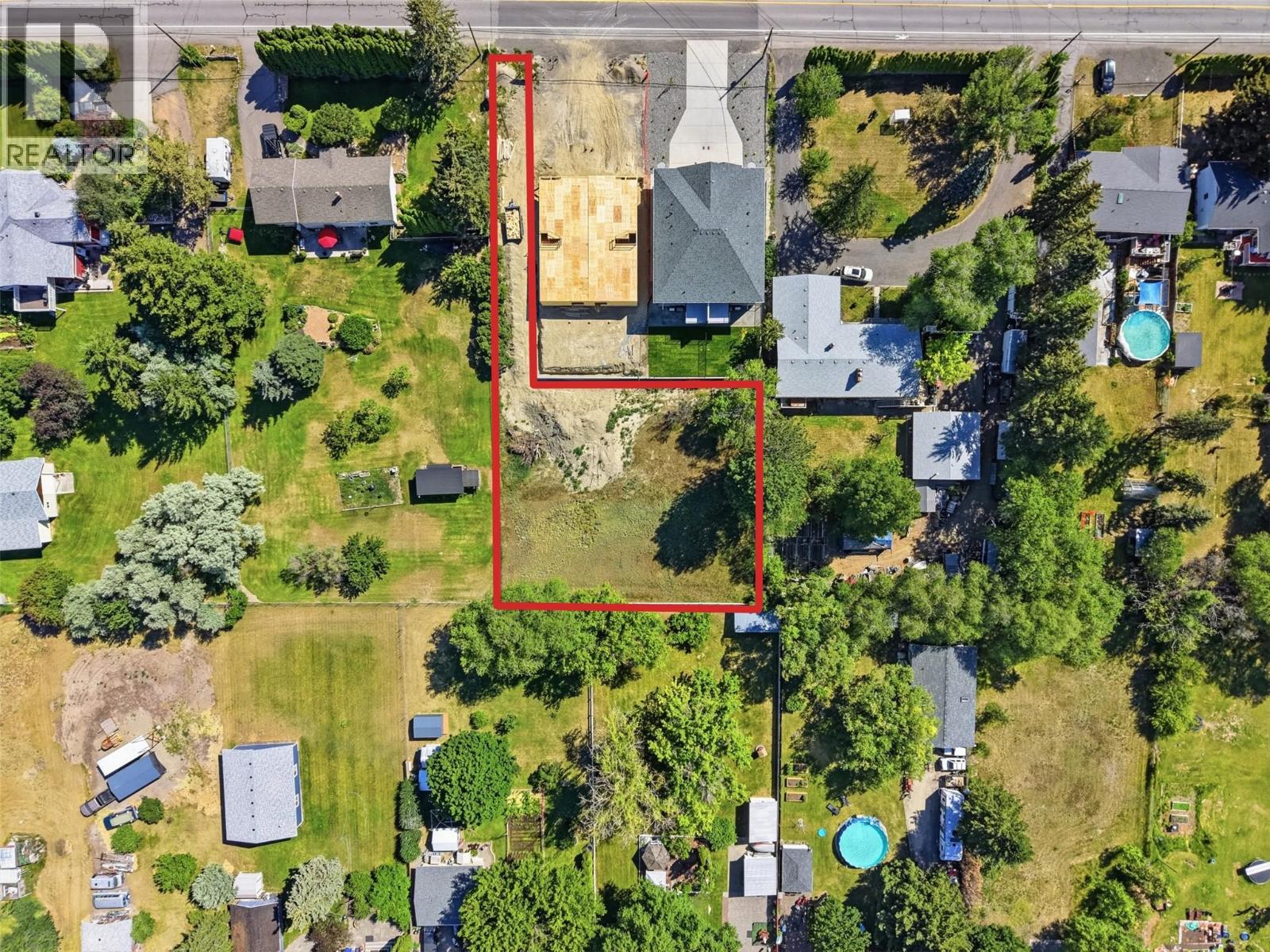 5888 DALLAS Drive, Kamloops — photo 2