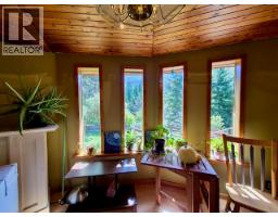 2010 Creek Street, Nelson, BC V1L1M7 Photo 35