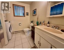 2010 Creek Street, Nelson, BC V1L1M7 Photo 74