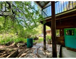 2010 Creek Street, Nelson, BC V1L1M7 Photo 27