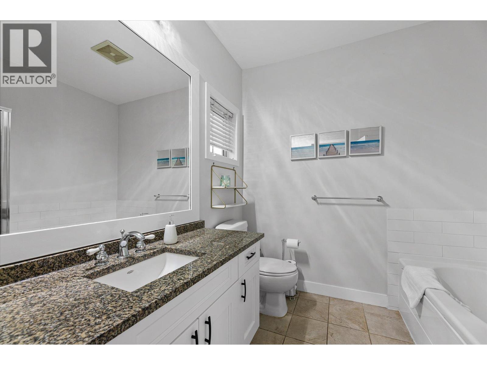 #5403 4034 Pritchard Drive - 19