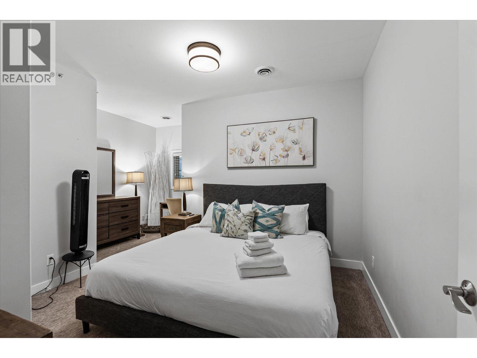 #5403 4034 Pritchard Drive - 22