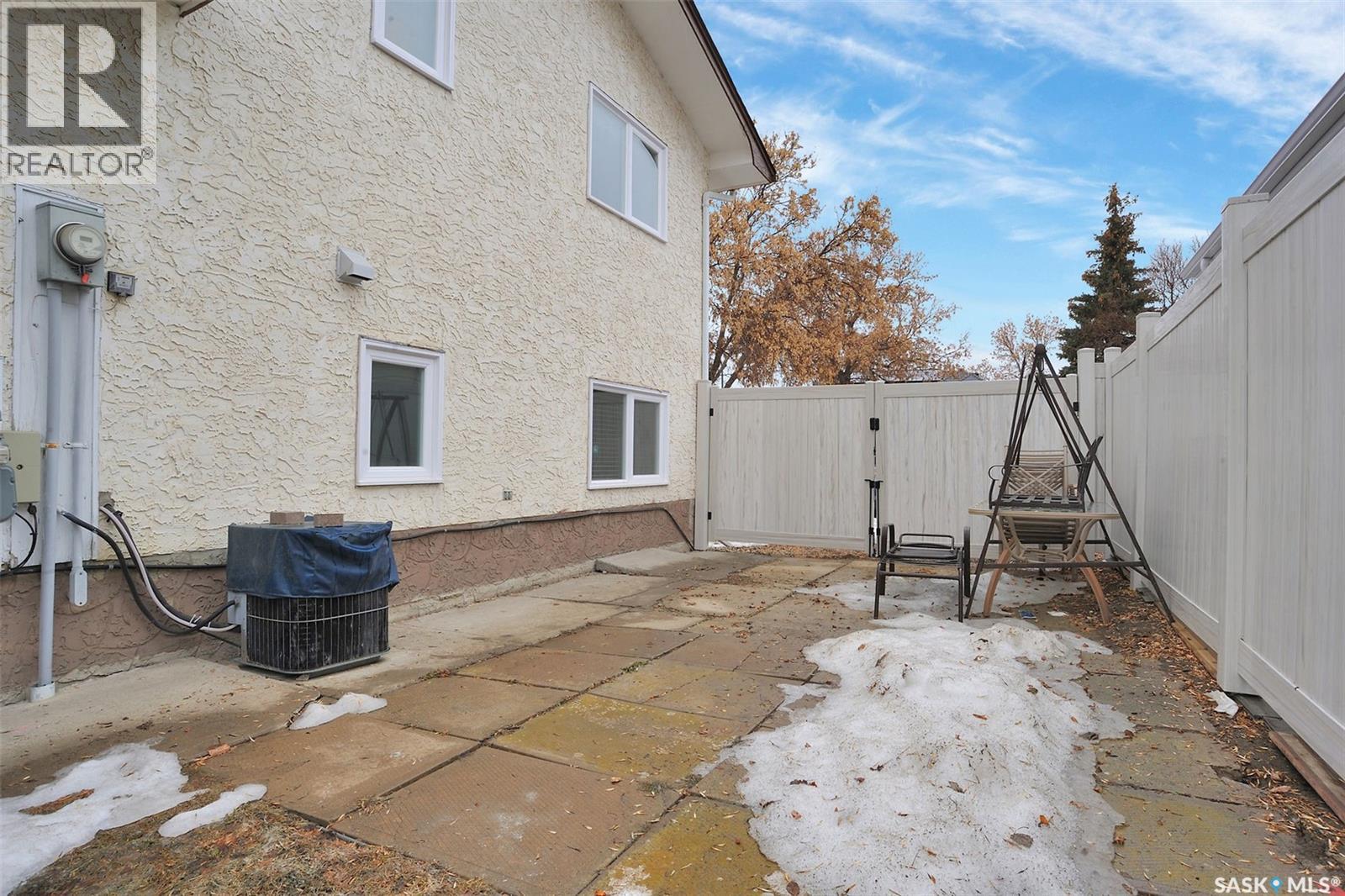 4903 Mctavish STREET — photo 38