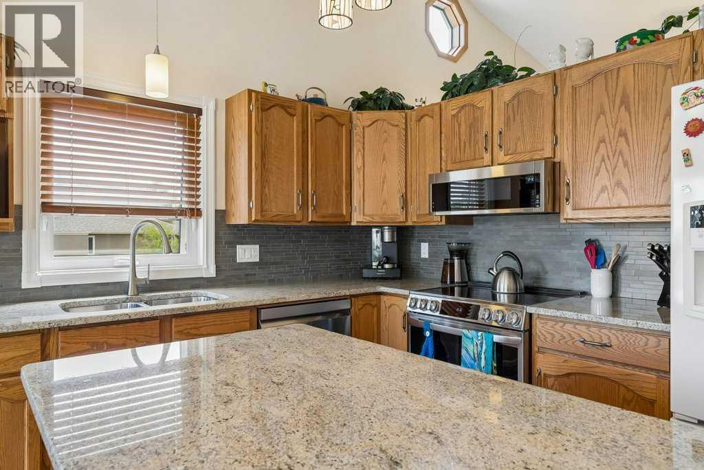 44 Macewan Ridge Gate NW — photo 12