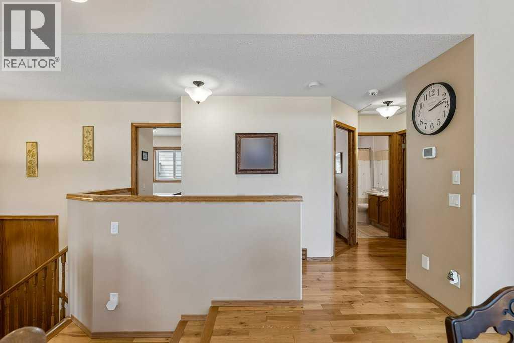 44 Macewan Ridge Gate NW — photo 16