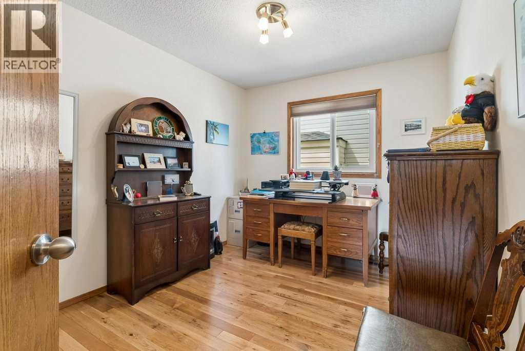 44 Macewan Ridge Gate NW — photo 21