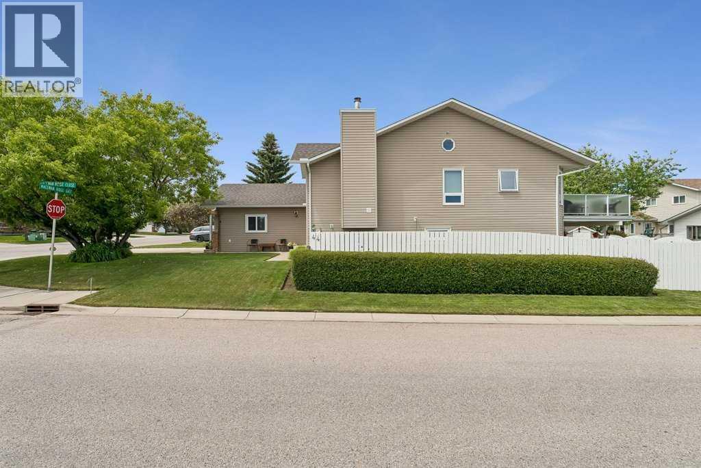 44 Macewan Ridge Gate NW — photo 41