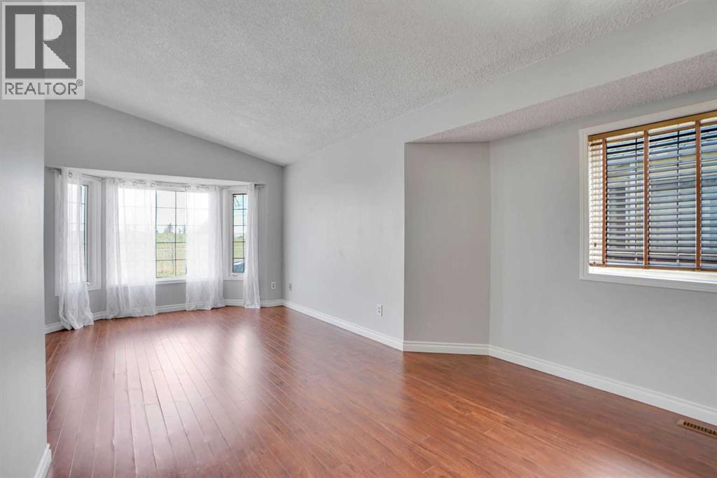 336 Whitworth Way NE - 4