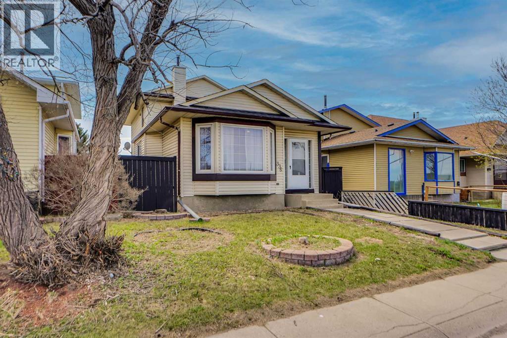 336 Whitworth Way NE - 1