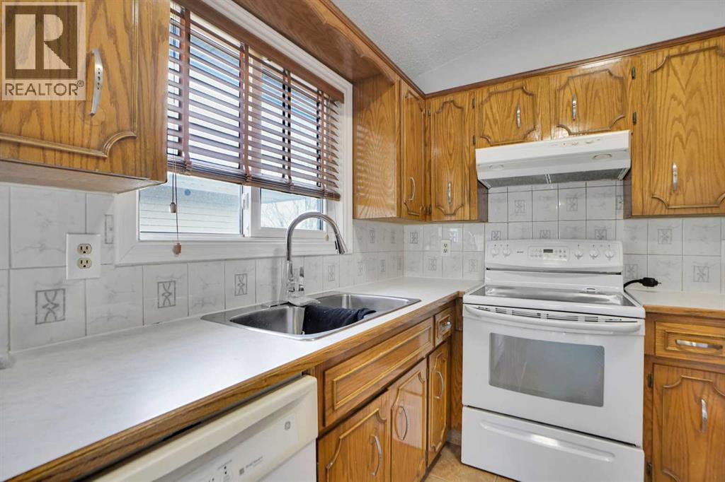 336 Whitworth Way NE - 17