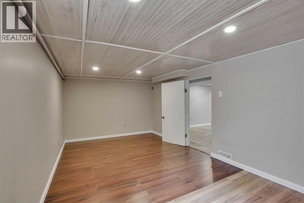 336 Whitworth Way NE - 40