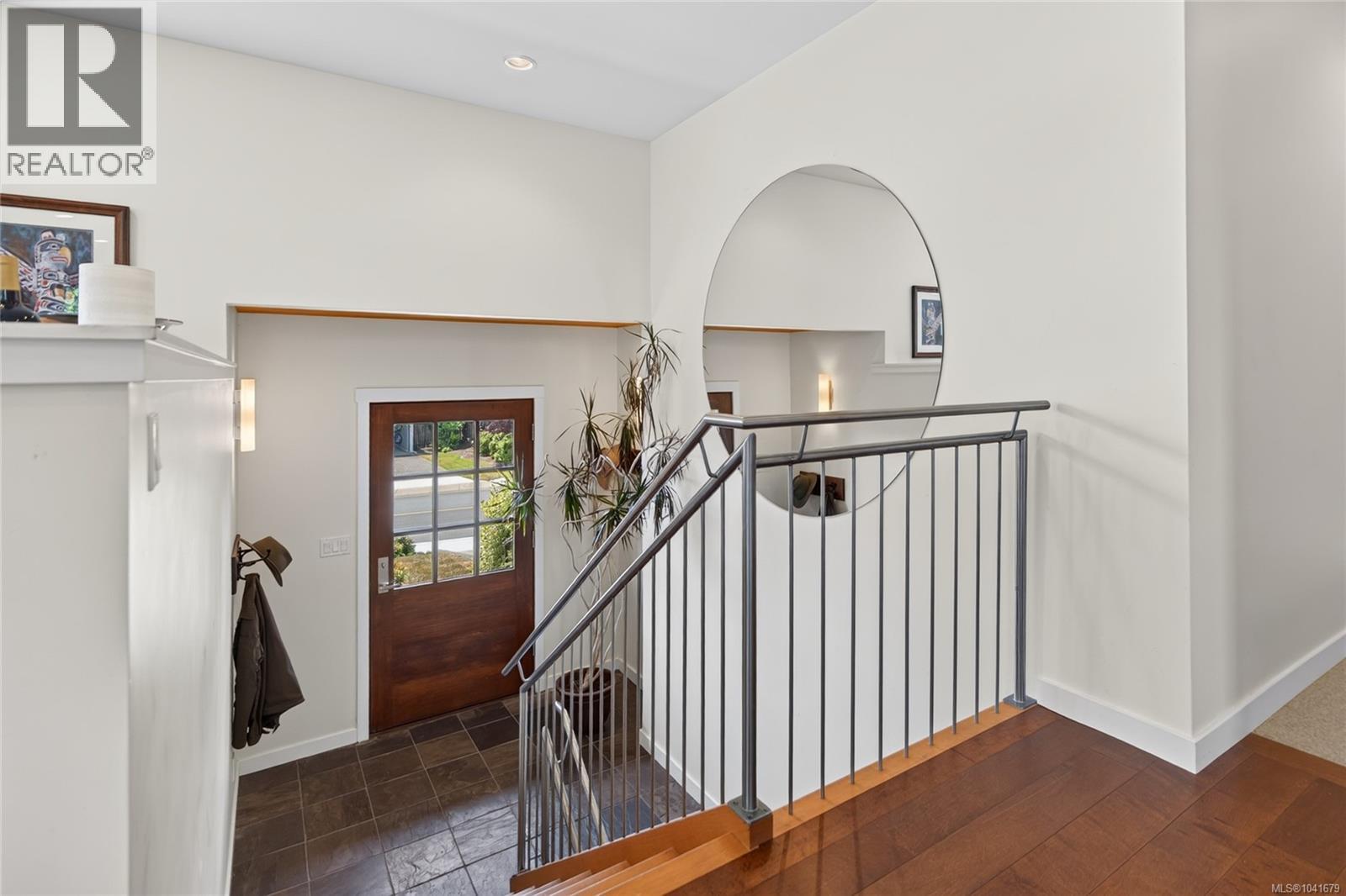 2052 Beaufort Ave - 12
