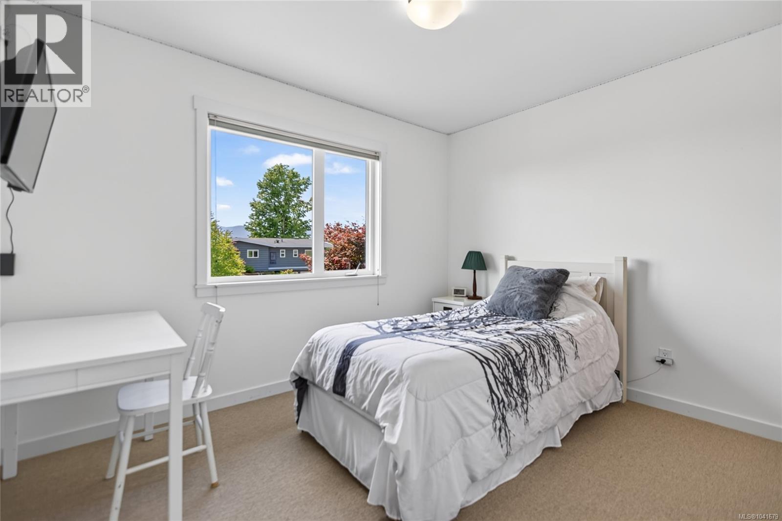 2052 Beaufort Ave - 37