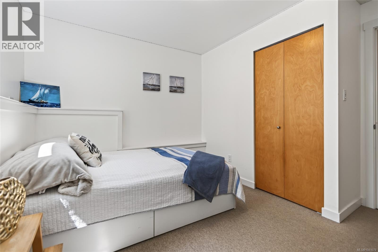 2052 Beaufort Ave - 50