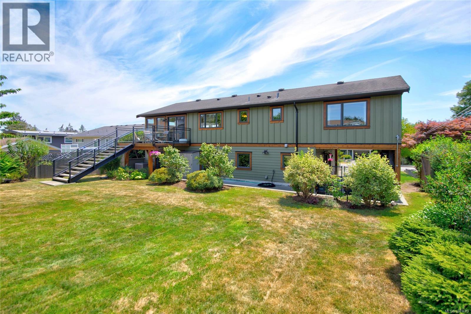 2052 Beaufort Ave - 58