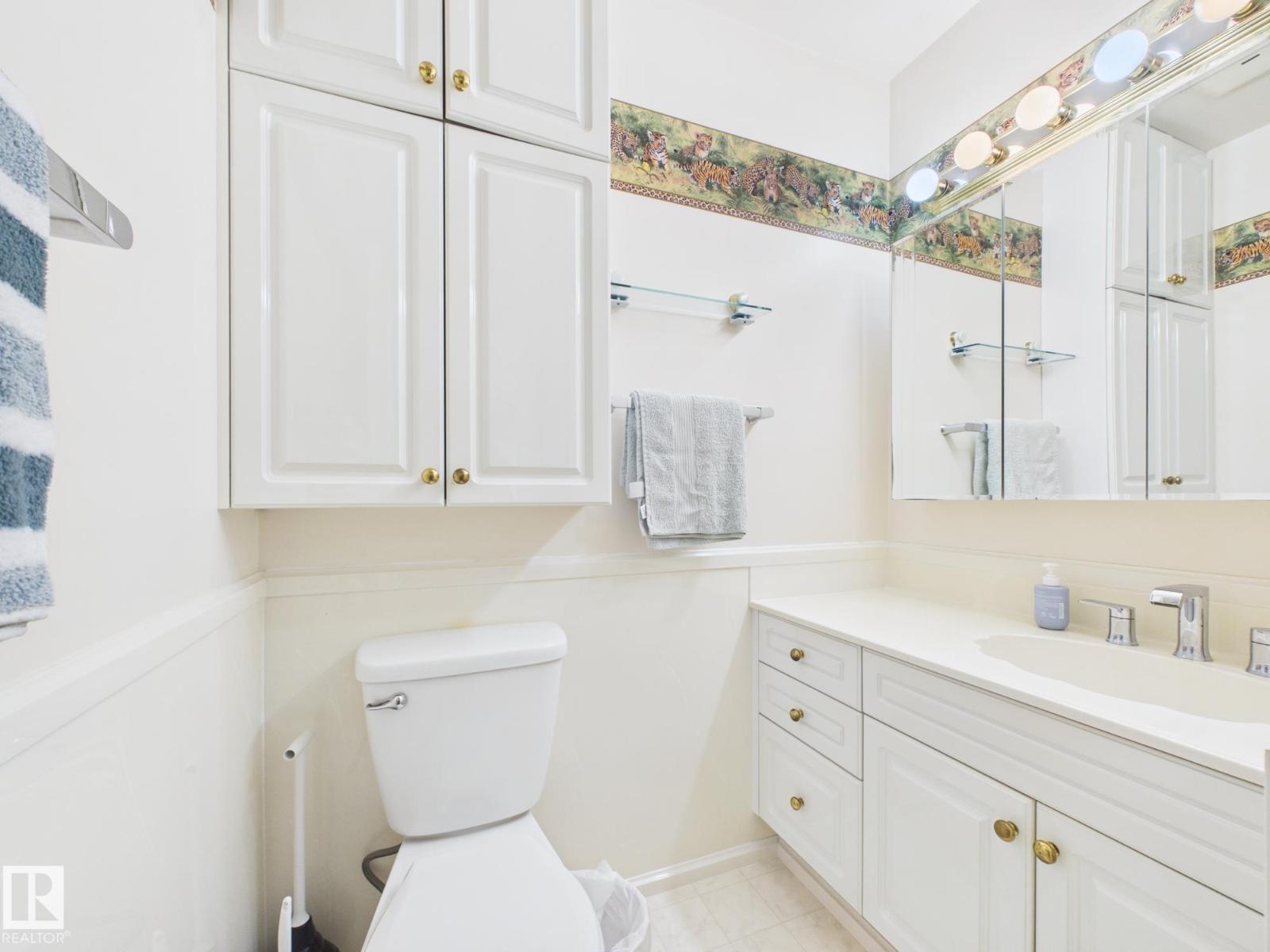 15 Akins DR — photo 40