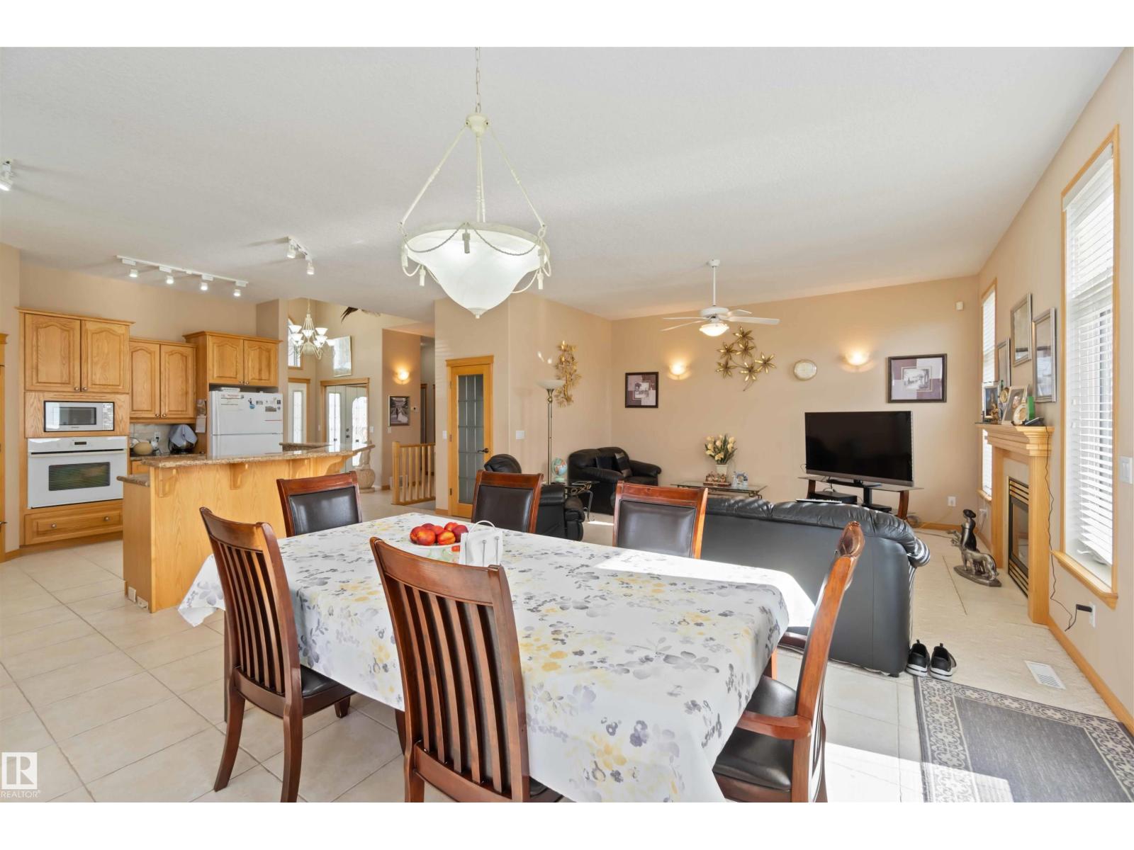 7542 165A AV NW — photo 17
