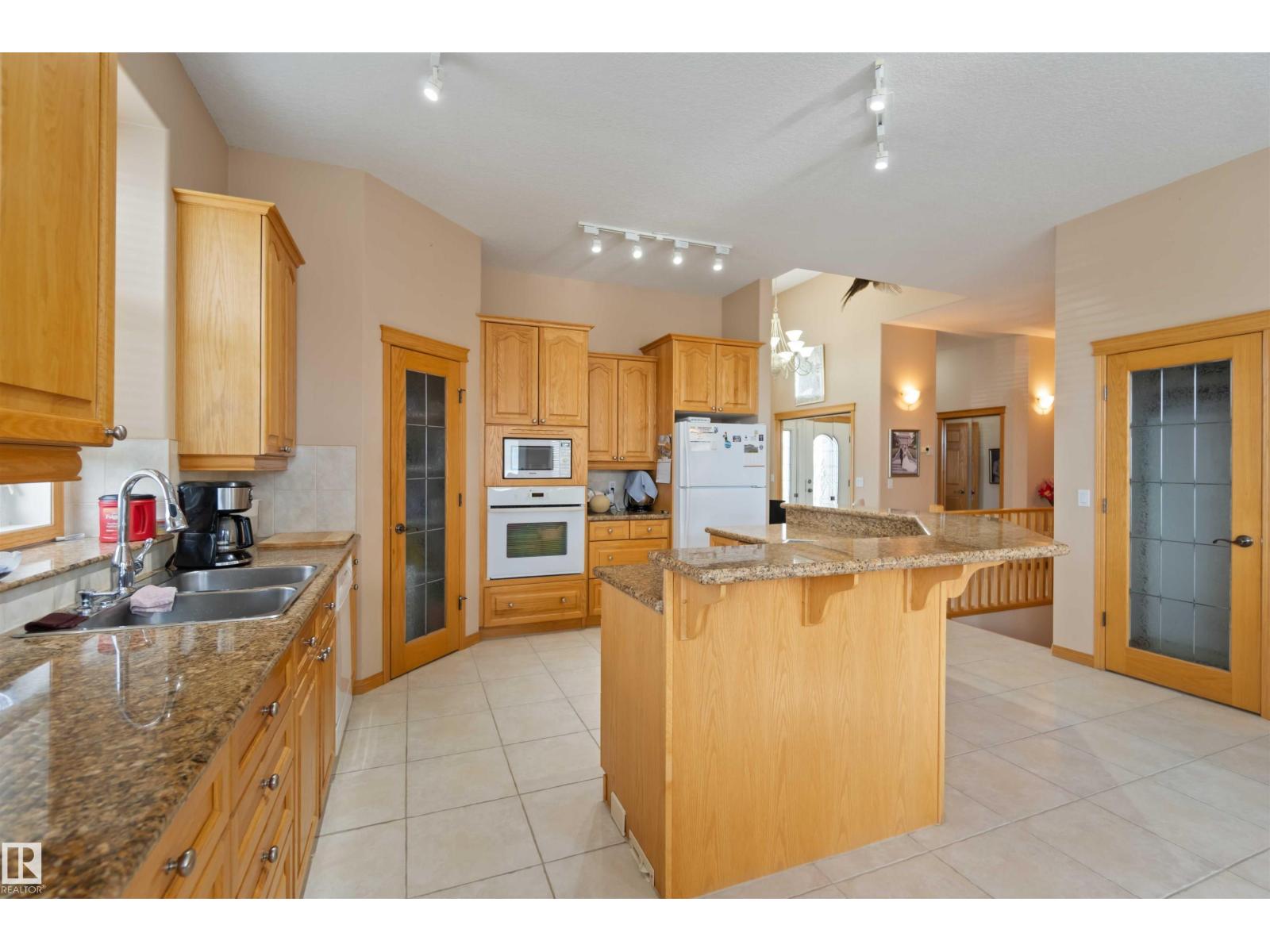7542 165A AV NW — photo 21