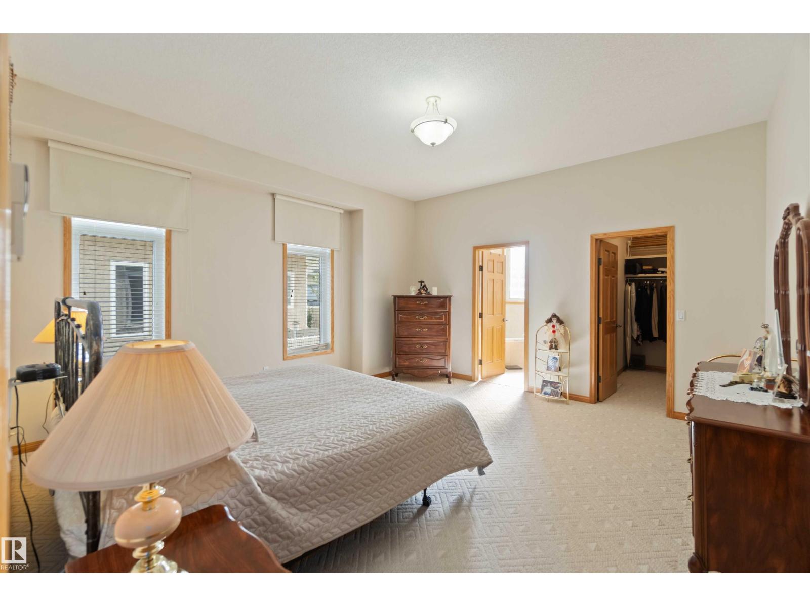 7542 165A AV NW — photo 33