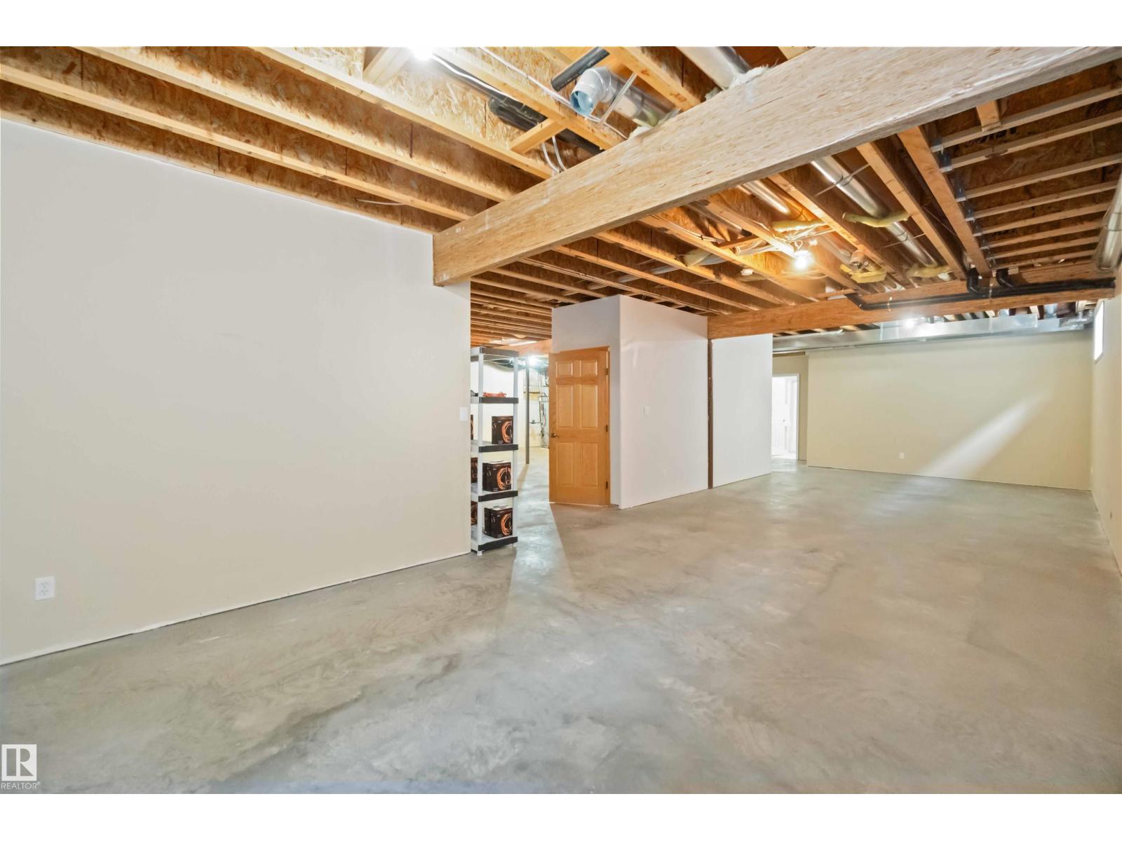 7542 165A AV NW — photo 49
