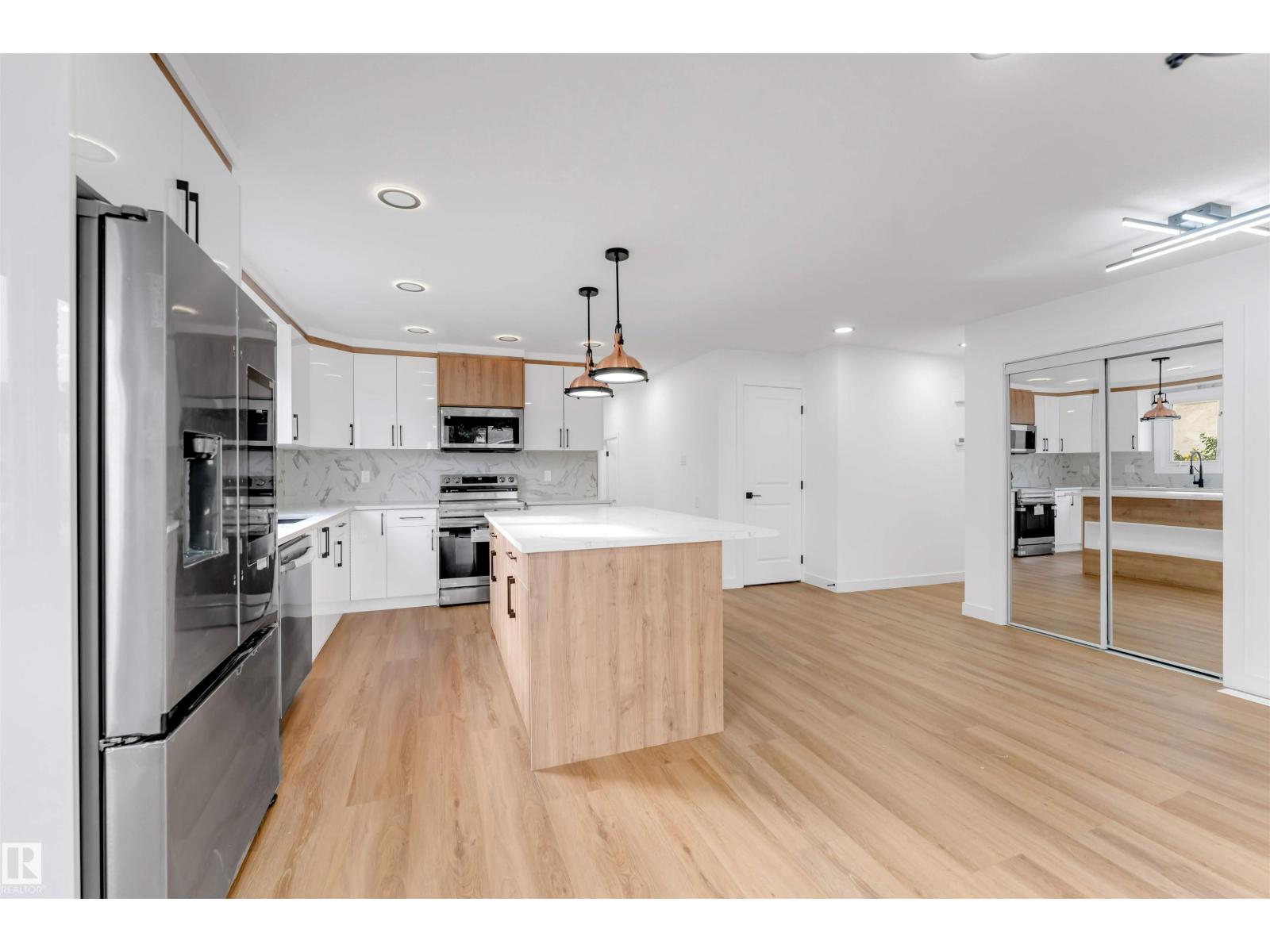 5512 150 AV NW — photo 11