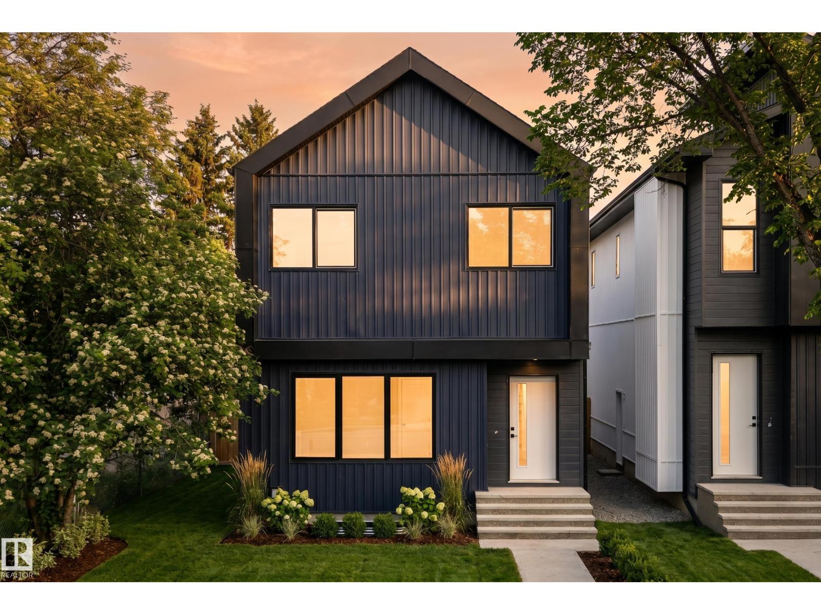 10815 152 ST NW - 1