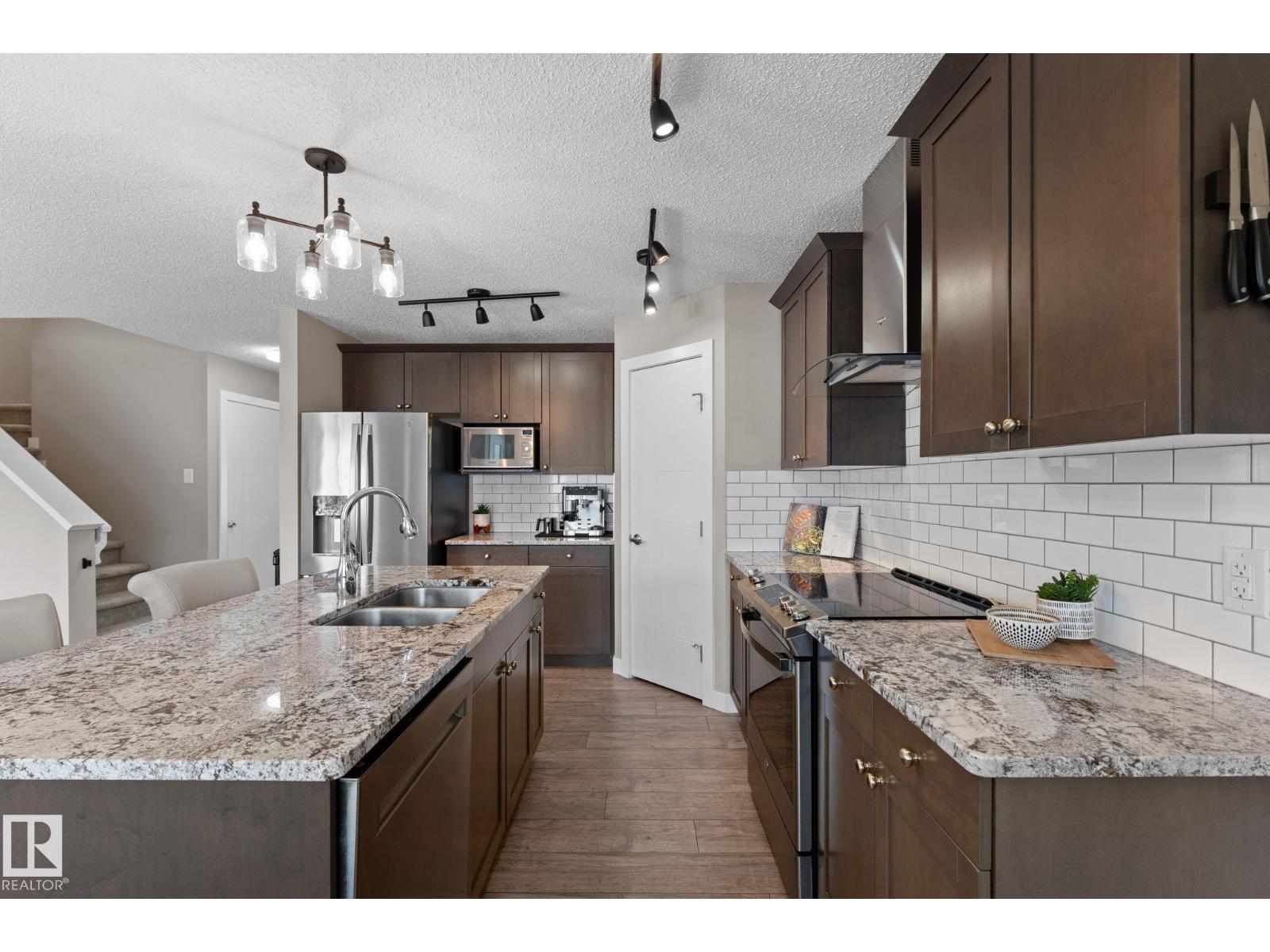 8005 EVANS CR NW - 21