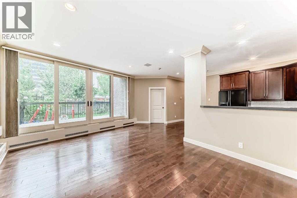 #101 323 13 Avenue SW - 18