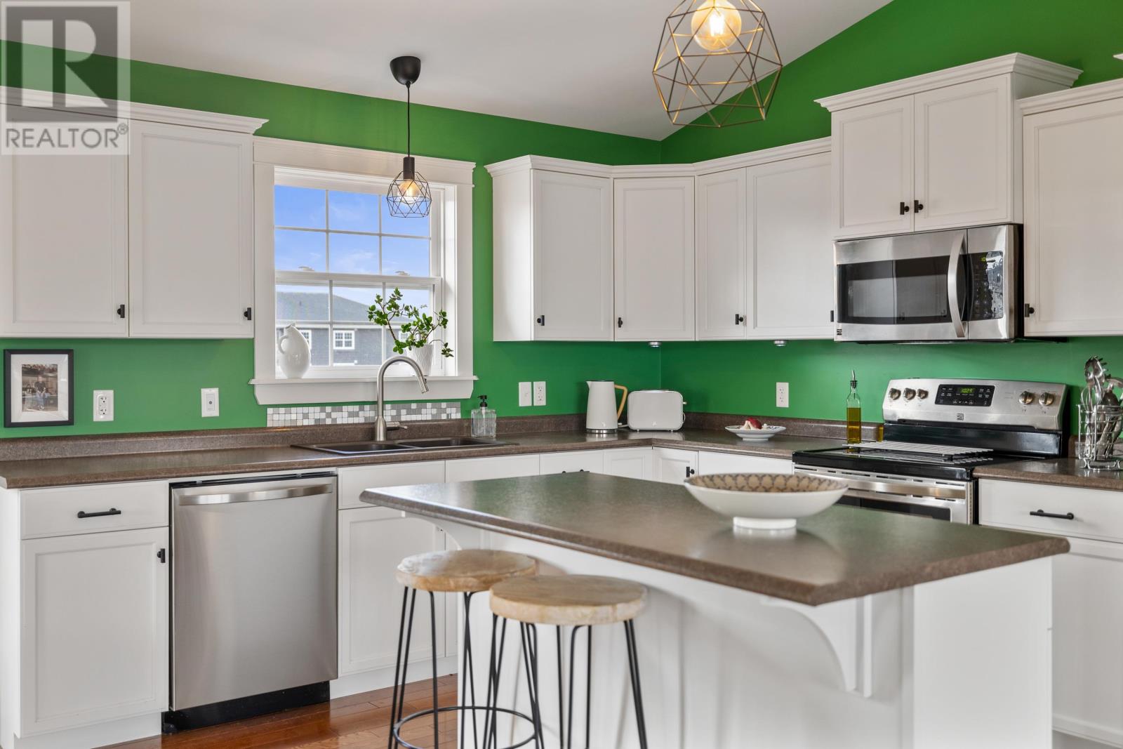 119 Squire Lane - 11