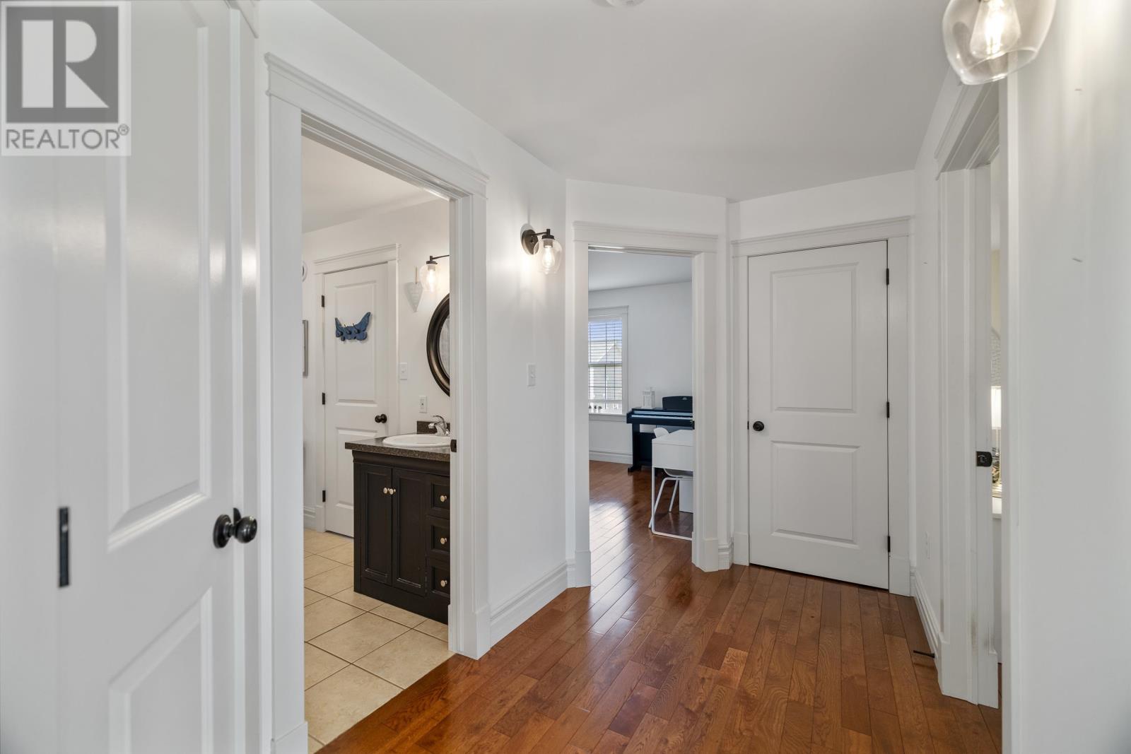 119 Squire Lane - 19