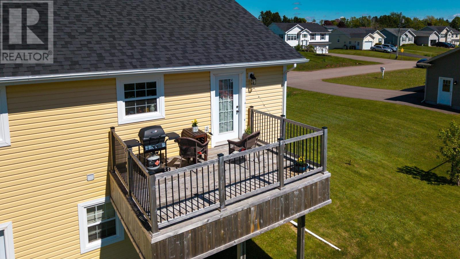 119 Squire Lane - 40