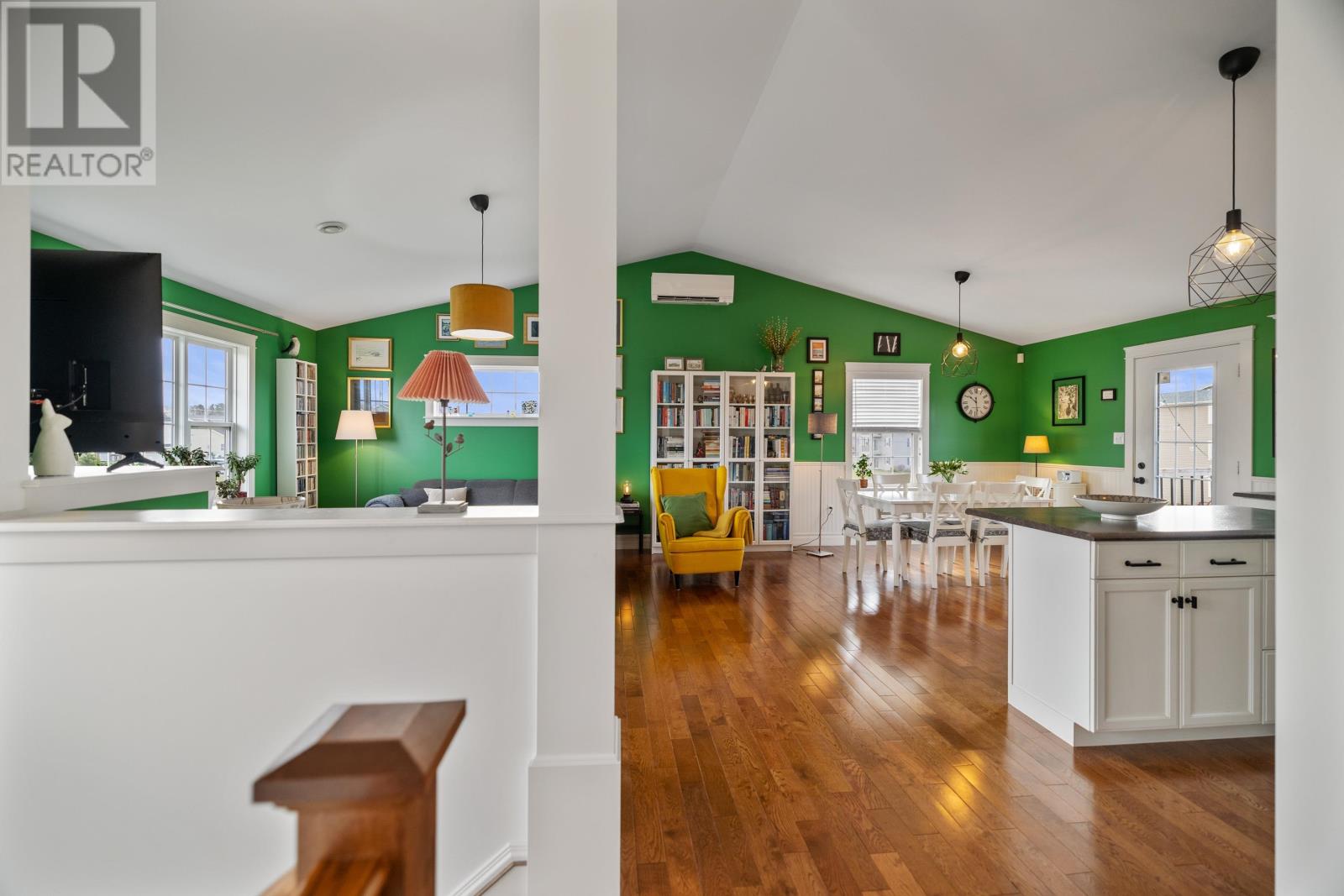 119 Squire Lane - 7