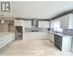 Kitchen - 817 Cosburn Avenue, Toronto, ON M4C2V9 Photo 11