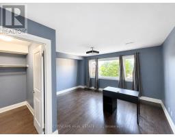 Bedroom 3 - 817 Cosburn Avenue, Toronto, ON M4C2V9 Photo 17
