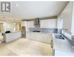 Laundry room - 817 Cosburn Avenue, Toronto, ON M4C2V9 Photo 12