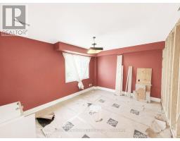 817 Cosburn Avenue, Toronto, ON M4C2V9 Photo 22