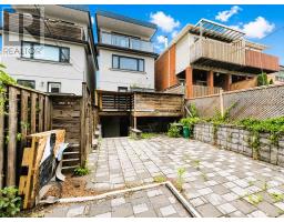 817 Cosburn Avenue, Toronto, ON M4C2V9 Photo 44