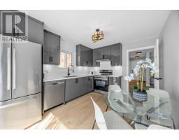350 Pickering Crescent, Newmarket, ON L3Y8G7 Photo 16