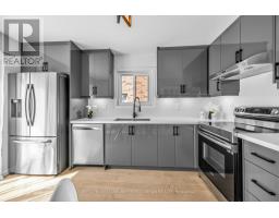 350 Pickering Crescent, Newmarket, ON L3Y8G7 Photo 14