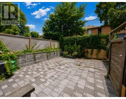 817 Cosburn Avenue, Toronto, ON M4C2V9 Photo 46