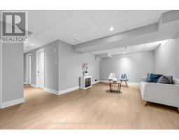 350 Pickering Crescent, Newmarket, ON L3Y8G7 Photo 30