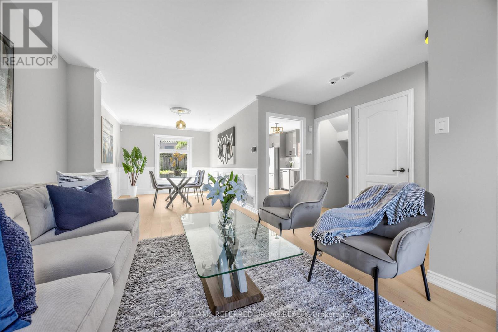 350 PICKERING CRESCENT - 6