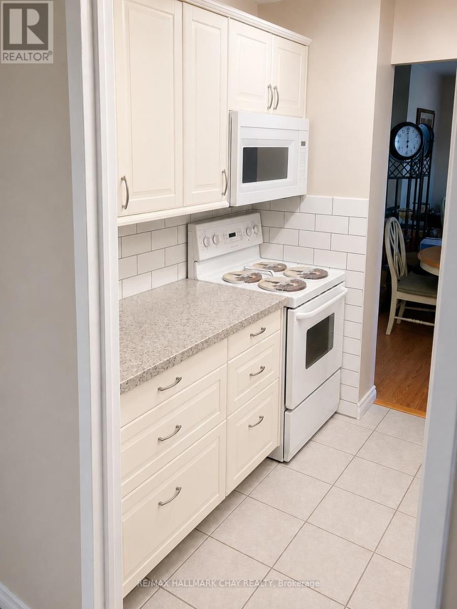 #604 3065 QUEEN FREDERICA DRIVE - 6