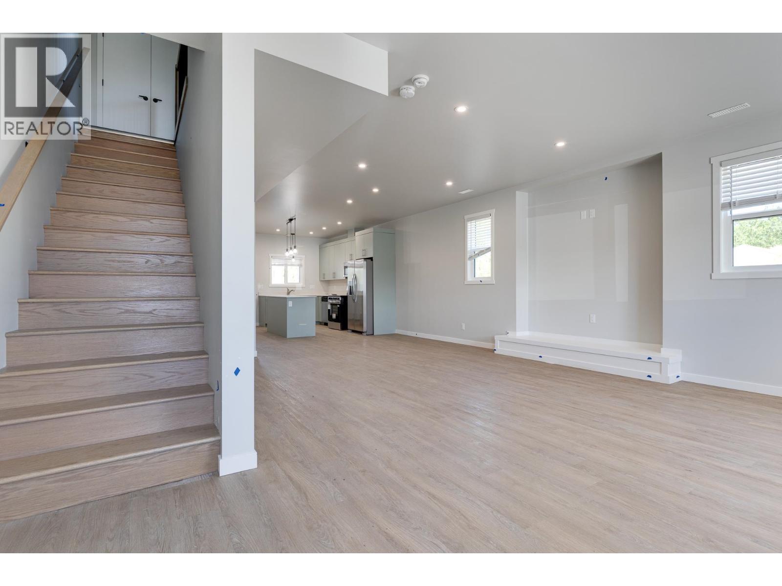 1197 N BLACKBURN ROAD - 3