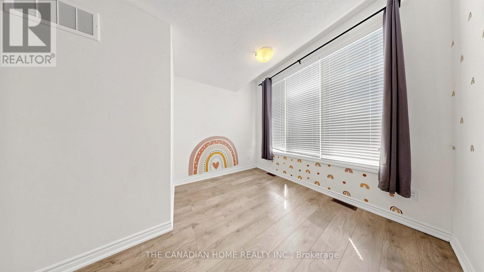 363 OKANAGAN PATH - 32