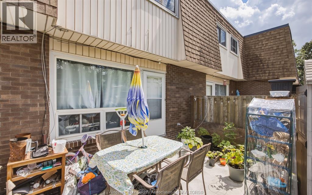 #47 5446 LASSALINE - 26