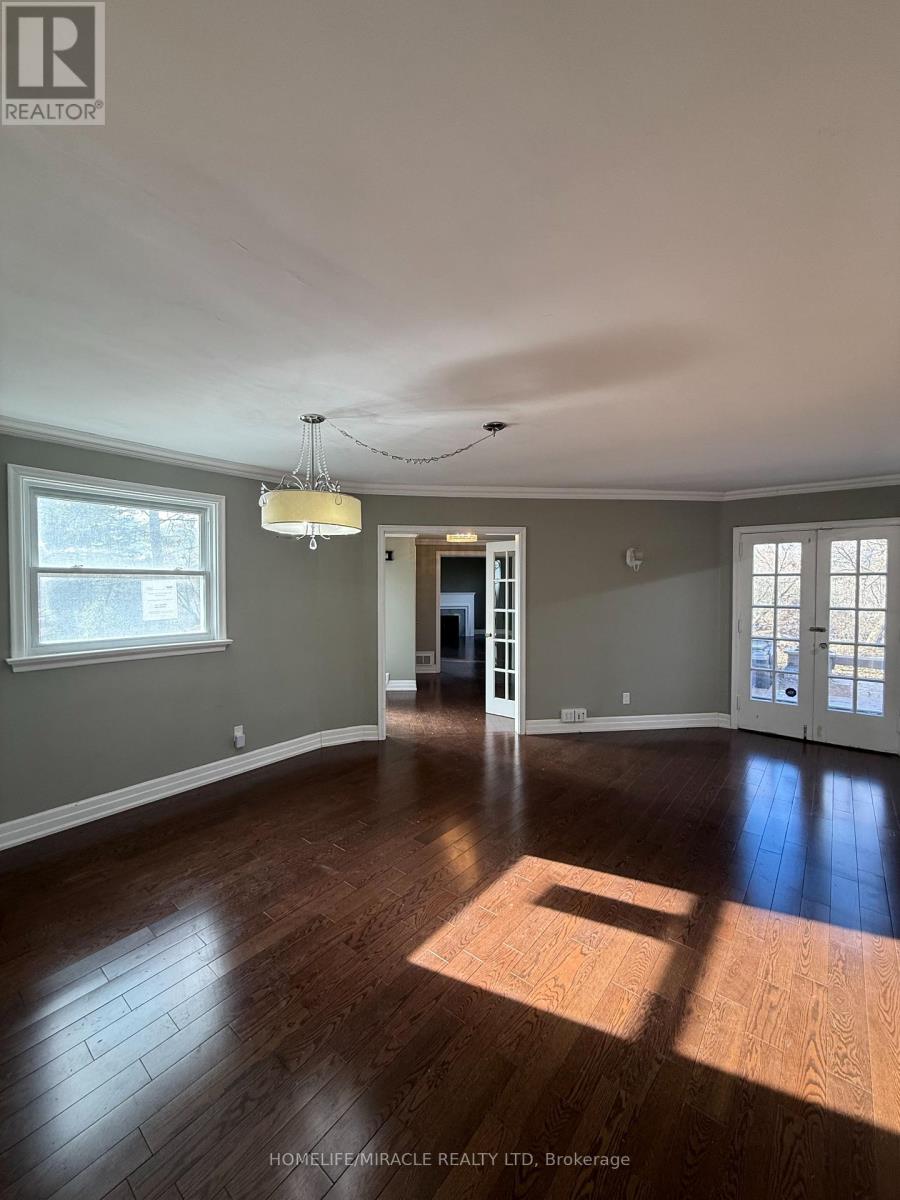 10 YORKTON BOULEVARD - 20